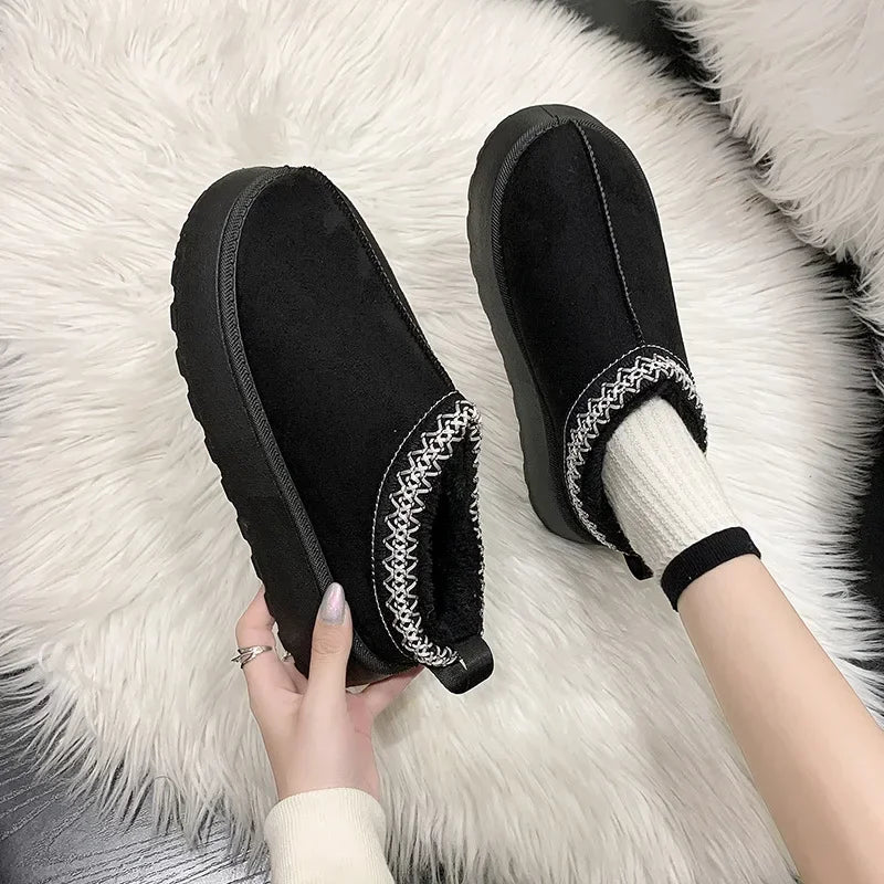 LilyMae | Cosy Winter Slipper